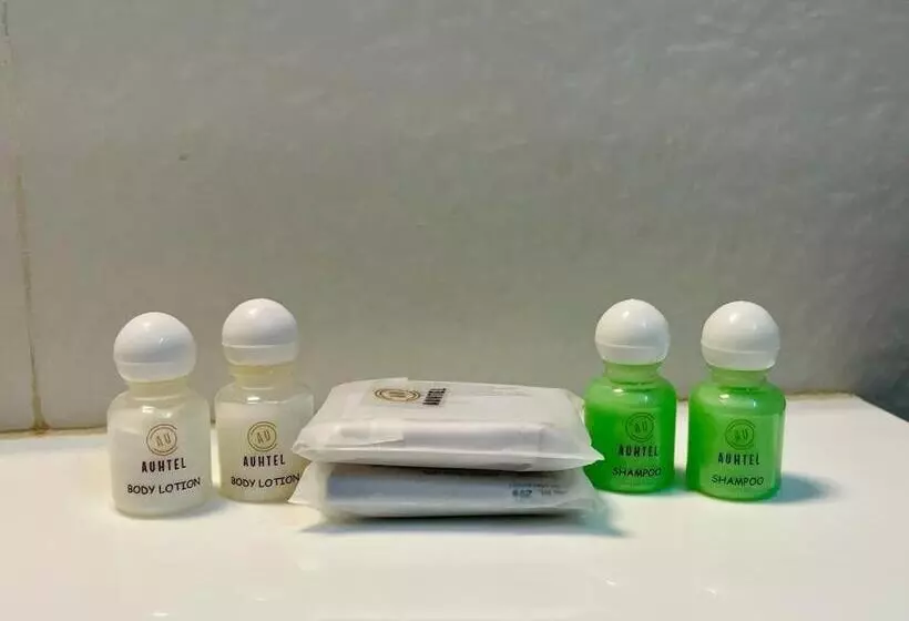 ホテル Auhtel Kannur