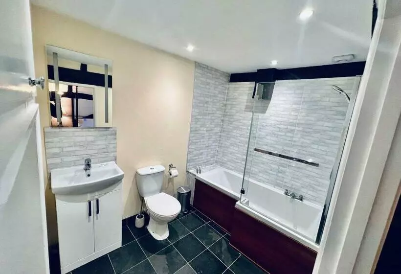 Hotelli George & Dragon