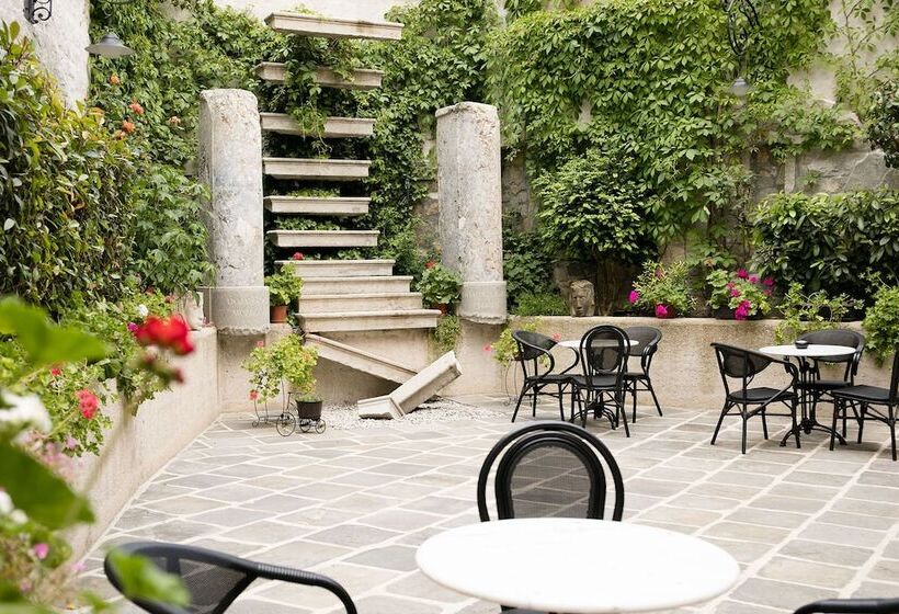 هتل Villa Flavia Heritage Boutique