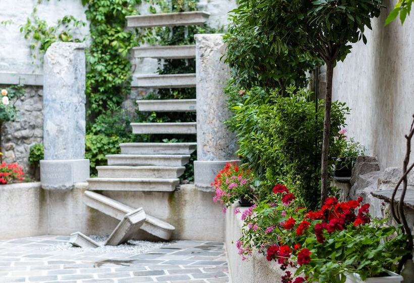 هتل Villa Flavia Heritage Boutique