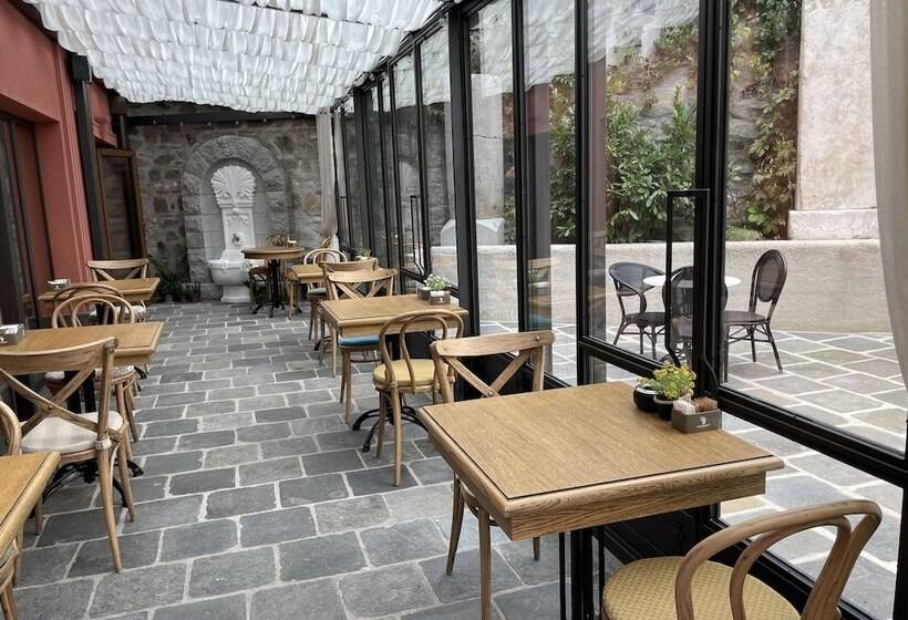 هتل Villa Flavia Heritage Boutique