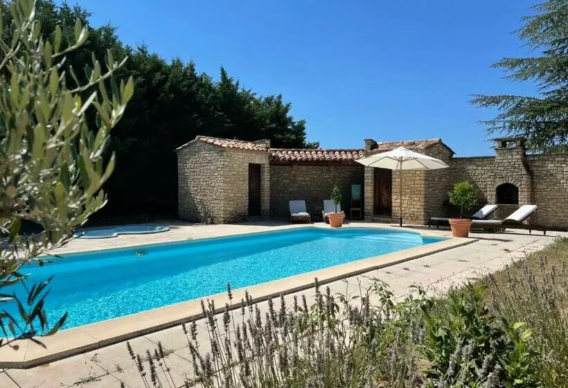 Aamiaismajoitus (B&B) Le Mas De Caroline