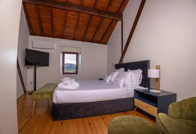 Aamiaismajoitus (B&B) Quinta Da Corredoura, Hotel Rural