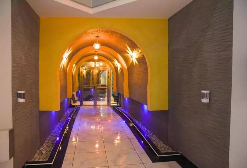 هتل Golden Palace