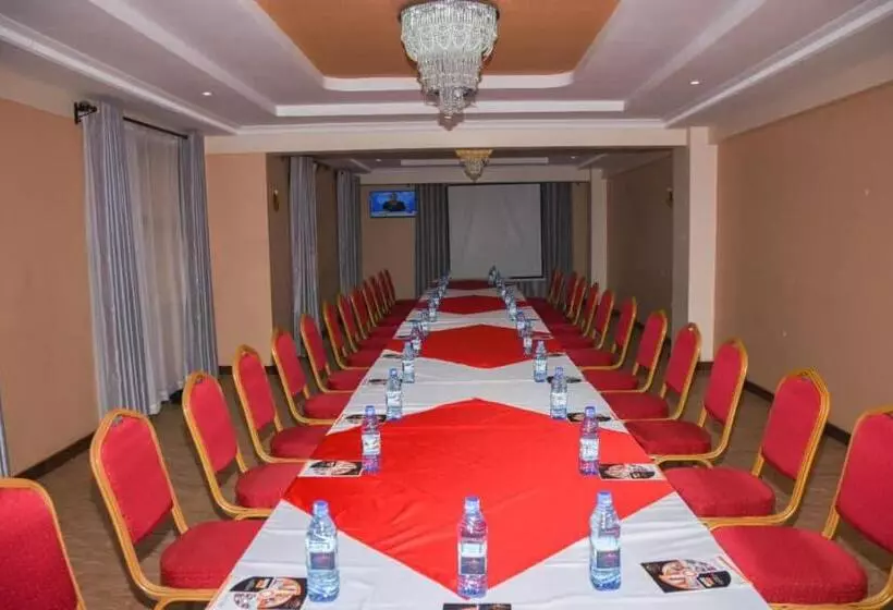 هتل Golden Palace