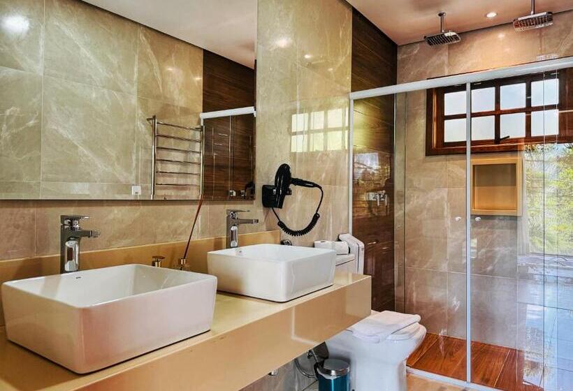 Hotel Pousada Gressoney Mountain