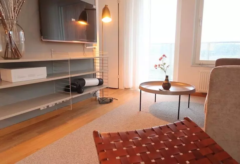 Luxury Business 2 Rooms Apartment By City Living   Umami