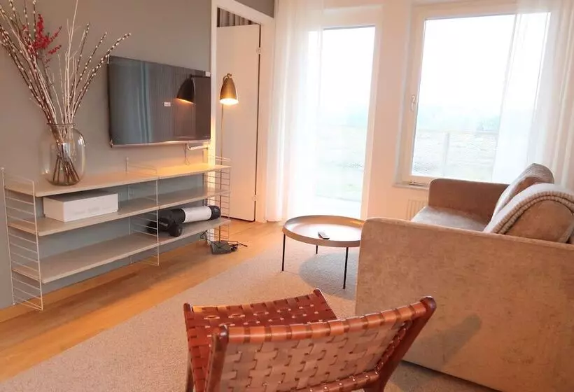 Luxury Business 2 Rooms Apartment By City Living   Umami