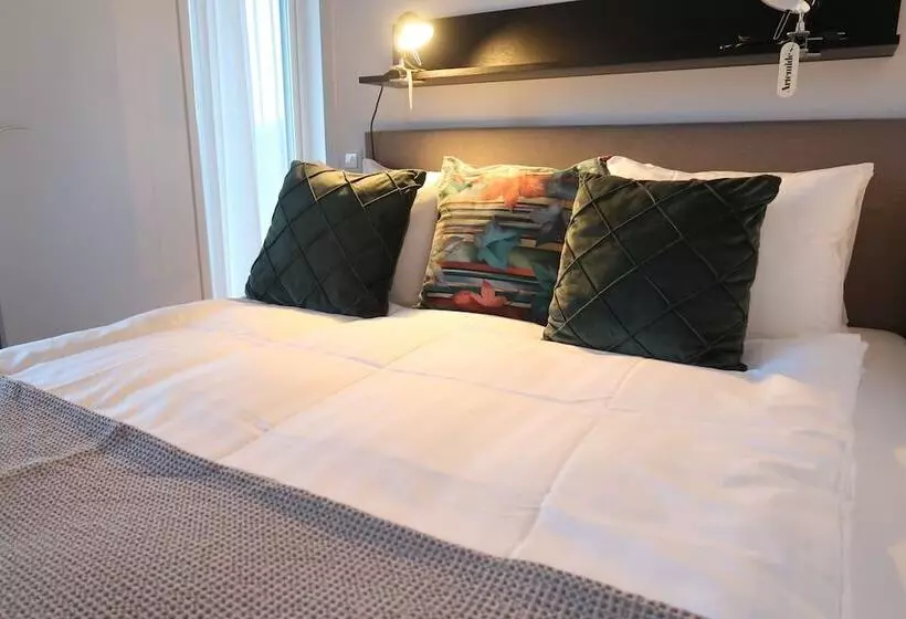 Luxury Business 2 Rooms Apartment By City Living   Umami