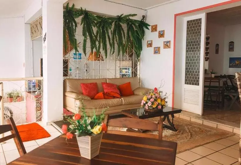 پانسیون Solar Dos Poetas