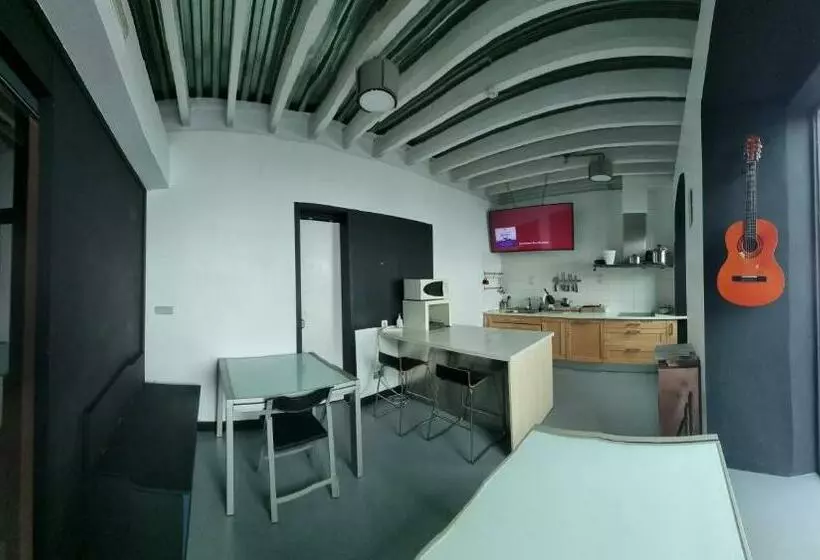 ユースホステル Seville Your Way