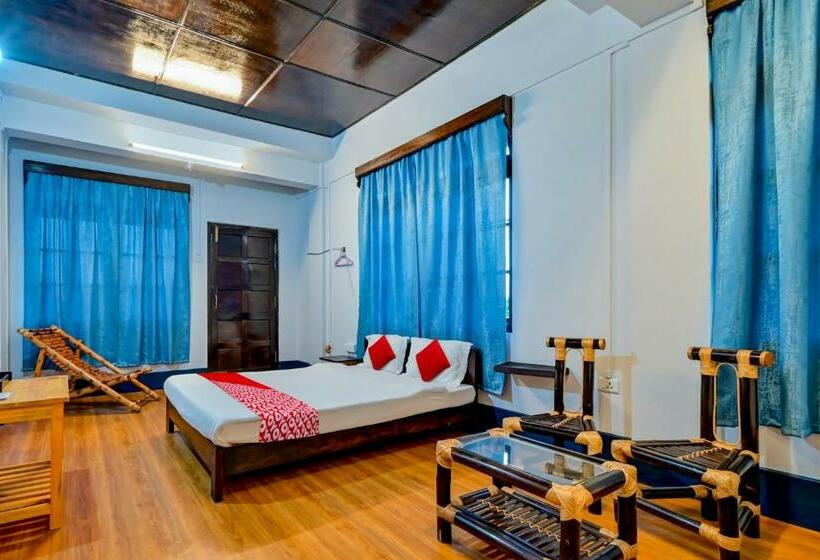 تختخواب و صبحانه La Monte Inn