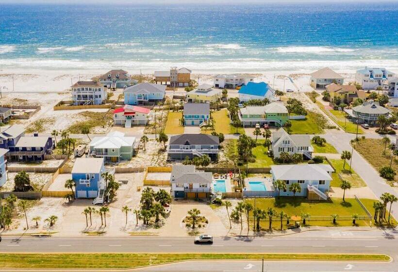 Cozy Beach Bungalow With A Heated Pool