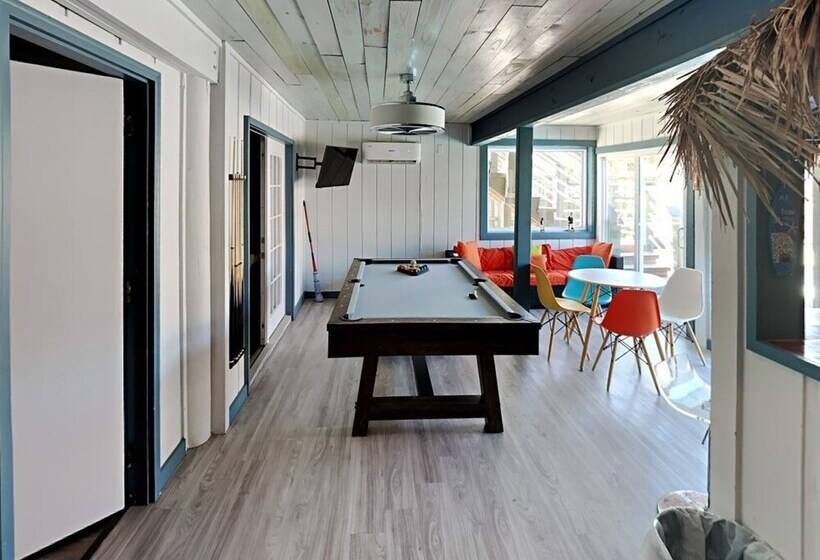 Cozy Beach Bungalow With A Heated Pool