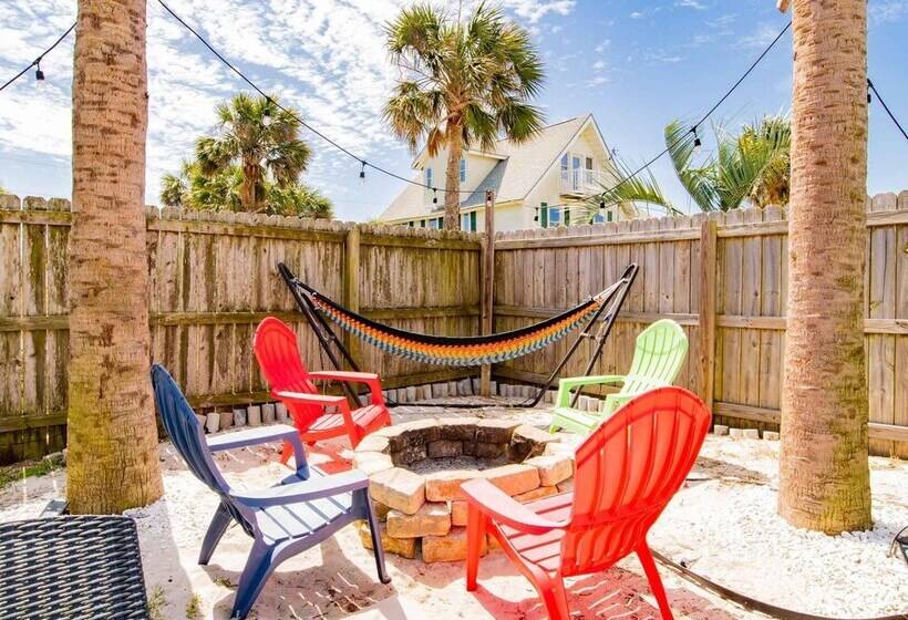 Cozy Beach Bungalow With A Heated Pool