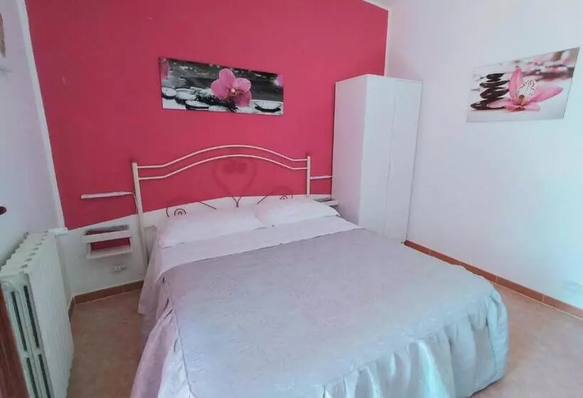 Hotelli Agriturismo Raggio Di Sole Nonna Giovina