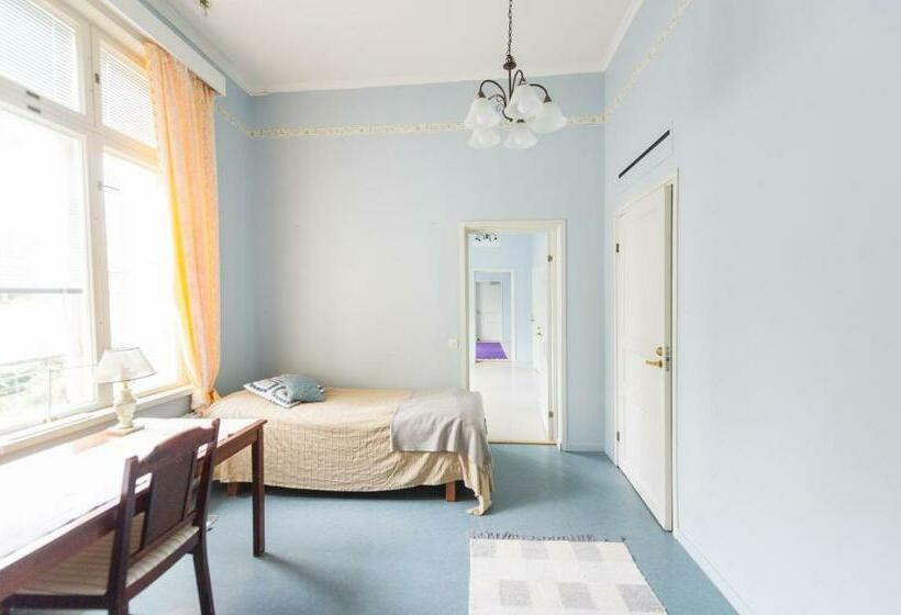 هتل Perttulan Kartano