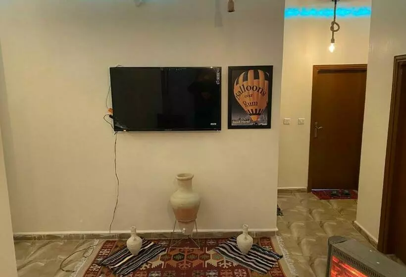 Nabati Hostel