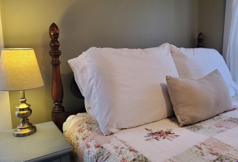 旅馆 The Cornish Inn