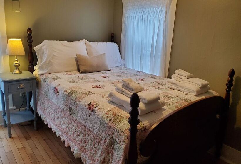 旅馆 The Cornish Inn