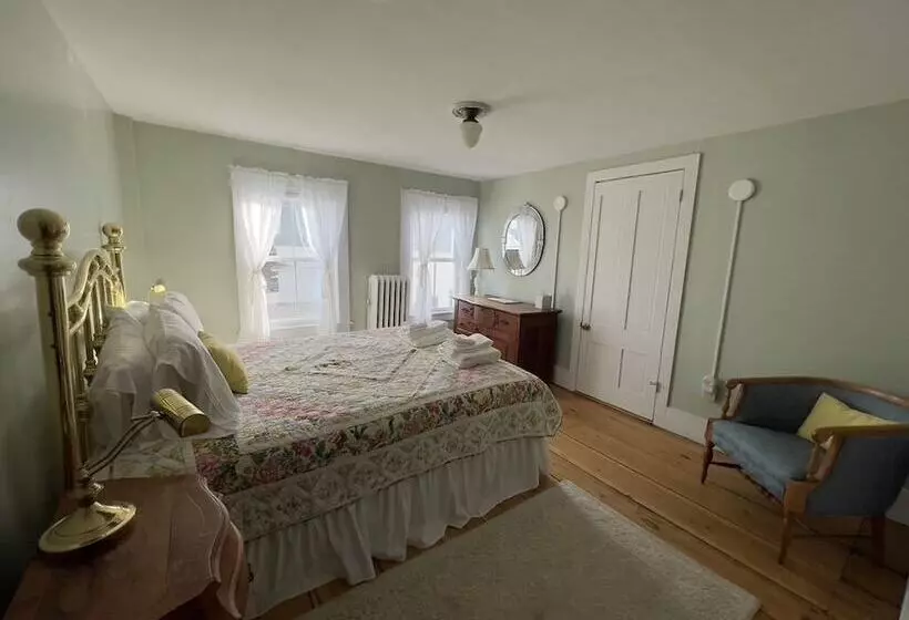 Retkeilymaja The Cornish Inn