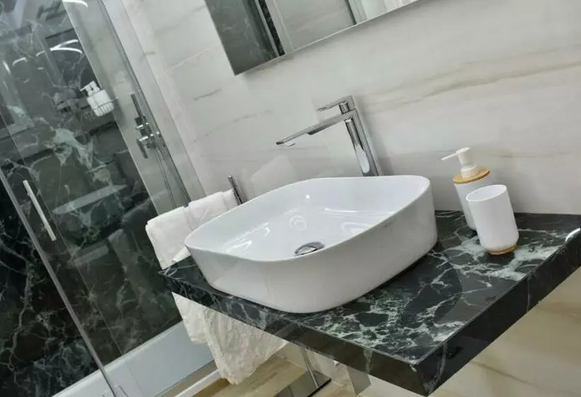 تختخواب و صبحانه Rooms San Leonardo