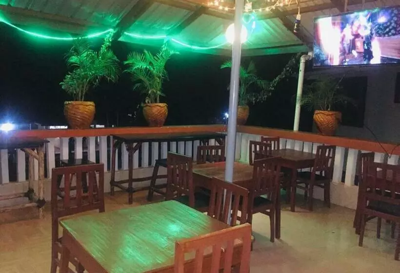 هتل Grasema Arena