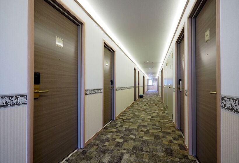 בית מלון כפרי Toyoko Inn Iseshi Eki