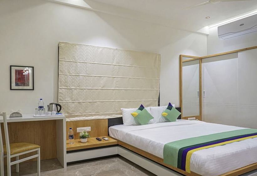 בית מלון כפרי Treebo The Utsav, Nashik