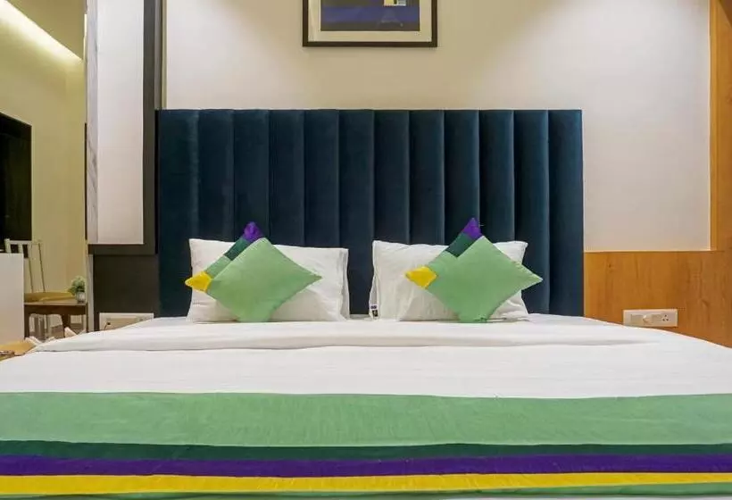 Hotelli Treebo The Utsav, Nashik