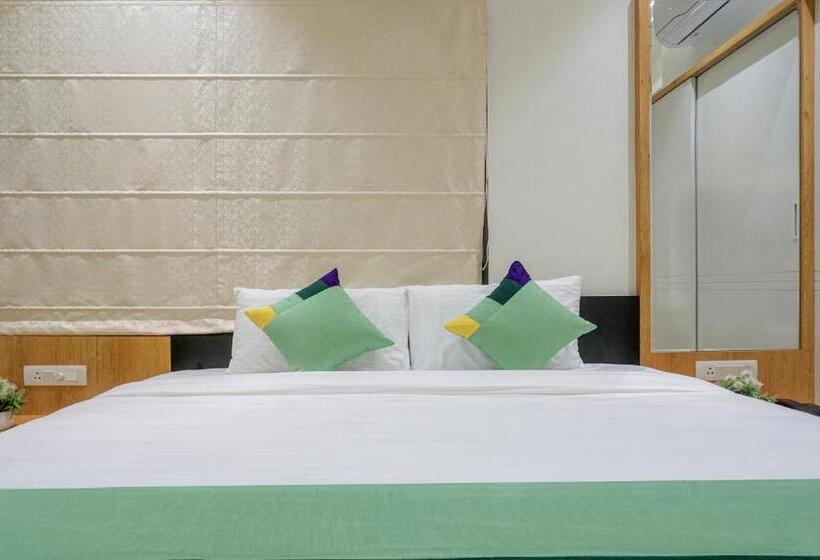 בית מלון כפרי Treebo The Utsav, Nashik