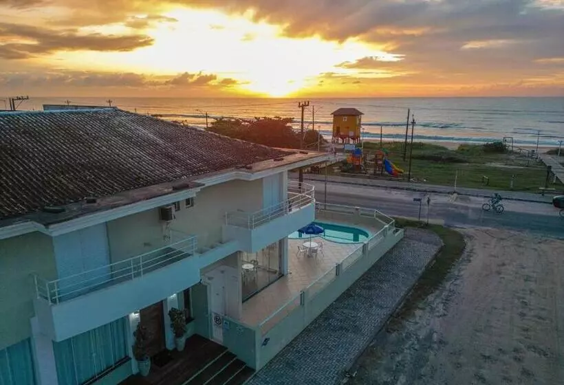 Hotelli Vila águamar