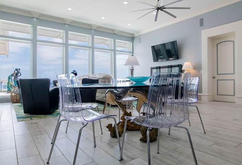 Mural Manor On Ponce