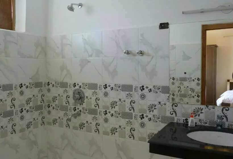 پانسیون Orion Home