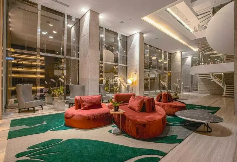 Suryaa Hotel Pinhais, Curio Collection By Hilton