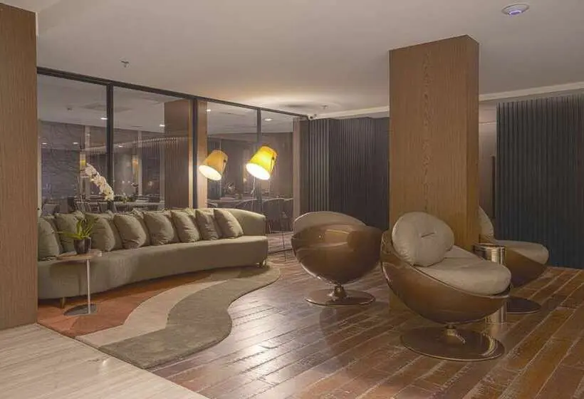 Suryaa Hotel Pinhais, Curio Collection By Hilton