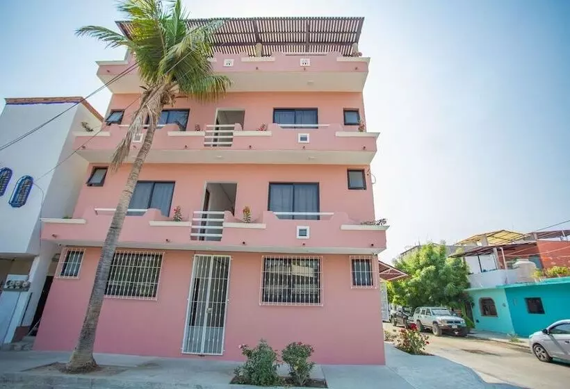 هتل Posada La Entrega