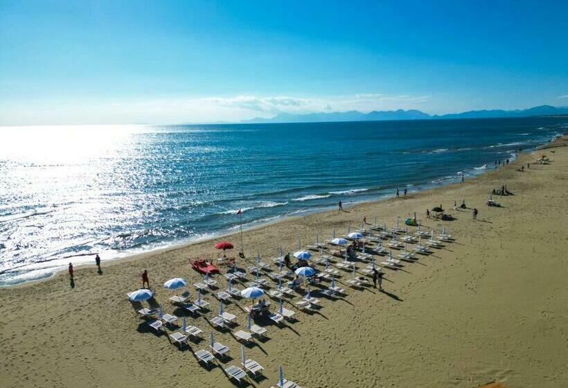 فندق Resort Acqua Di Venere