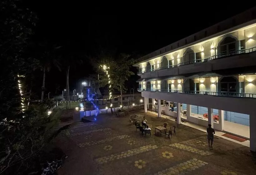 Soul Hostels, Varkala   Black Beach