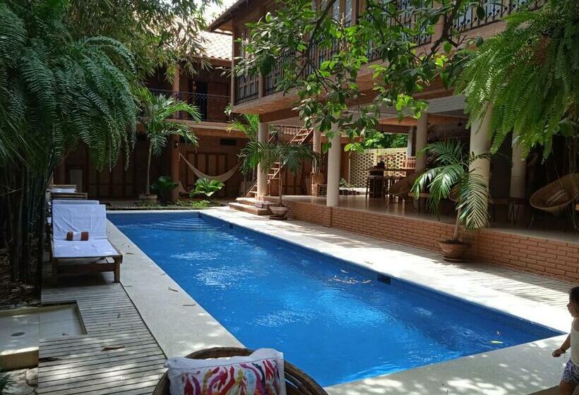 ホテル Bendita Luna