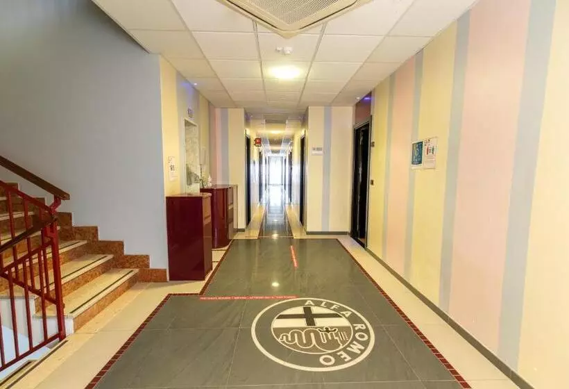 ホテル Xxv Aprile Casa Per Ferie