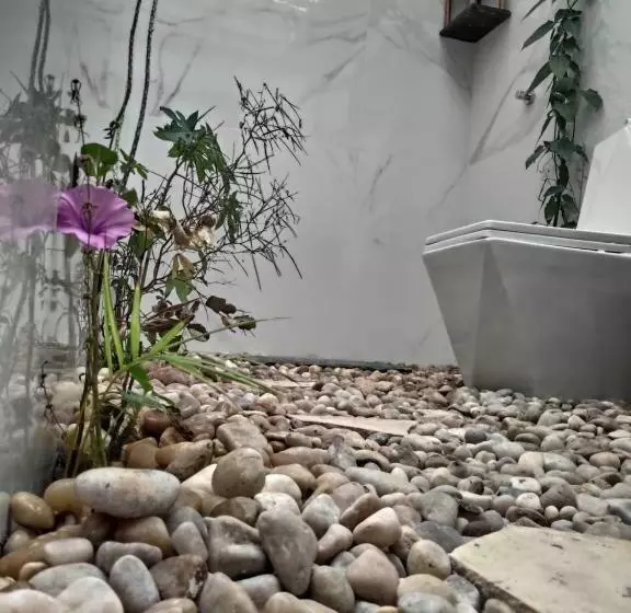 ペンション Anacardium