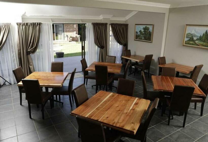 צימר Goldfields Gardens Guesthouse