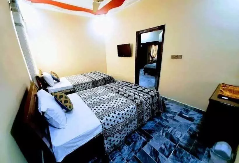 هتل Galaxy Inn Near Karachi Airport & Aga Khan Hospital