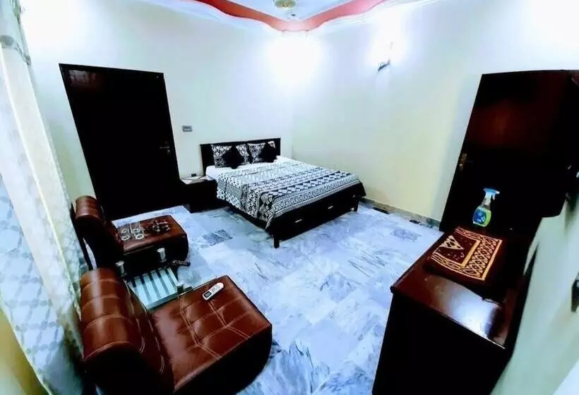 هتل Galaxy Inn Near Karachi Airport & Aga Khan Hospital