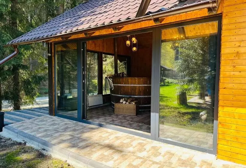 ペンション Casa Voronet