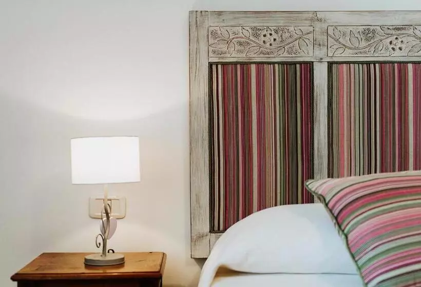 Majatalo Casa Vèra Camelia Apartment