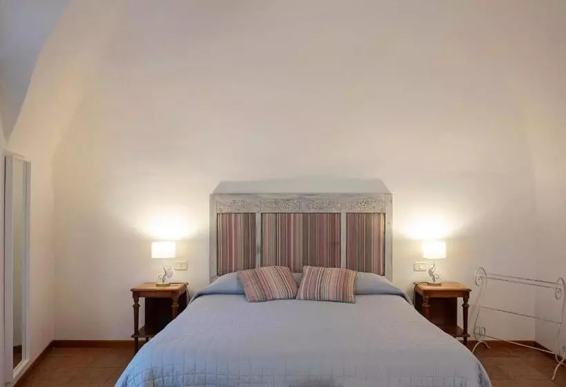 Majatalo Casa Vèra Camelia Apartment