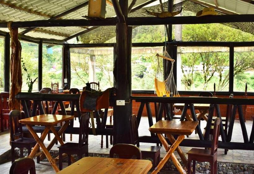 فندق صغير Balcones Del Paraíso