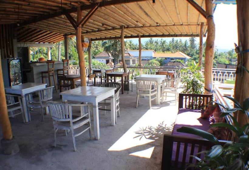 Black Sand Hostel Amed